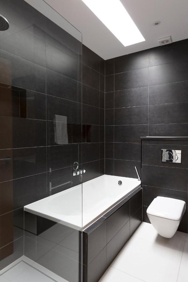 Immaculate Central Windsor Town House With Parking Luaran gambar