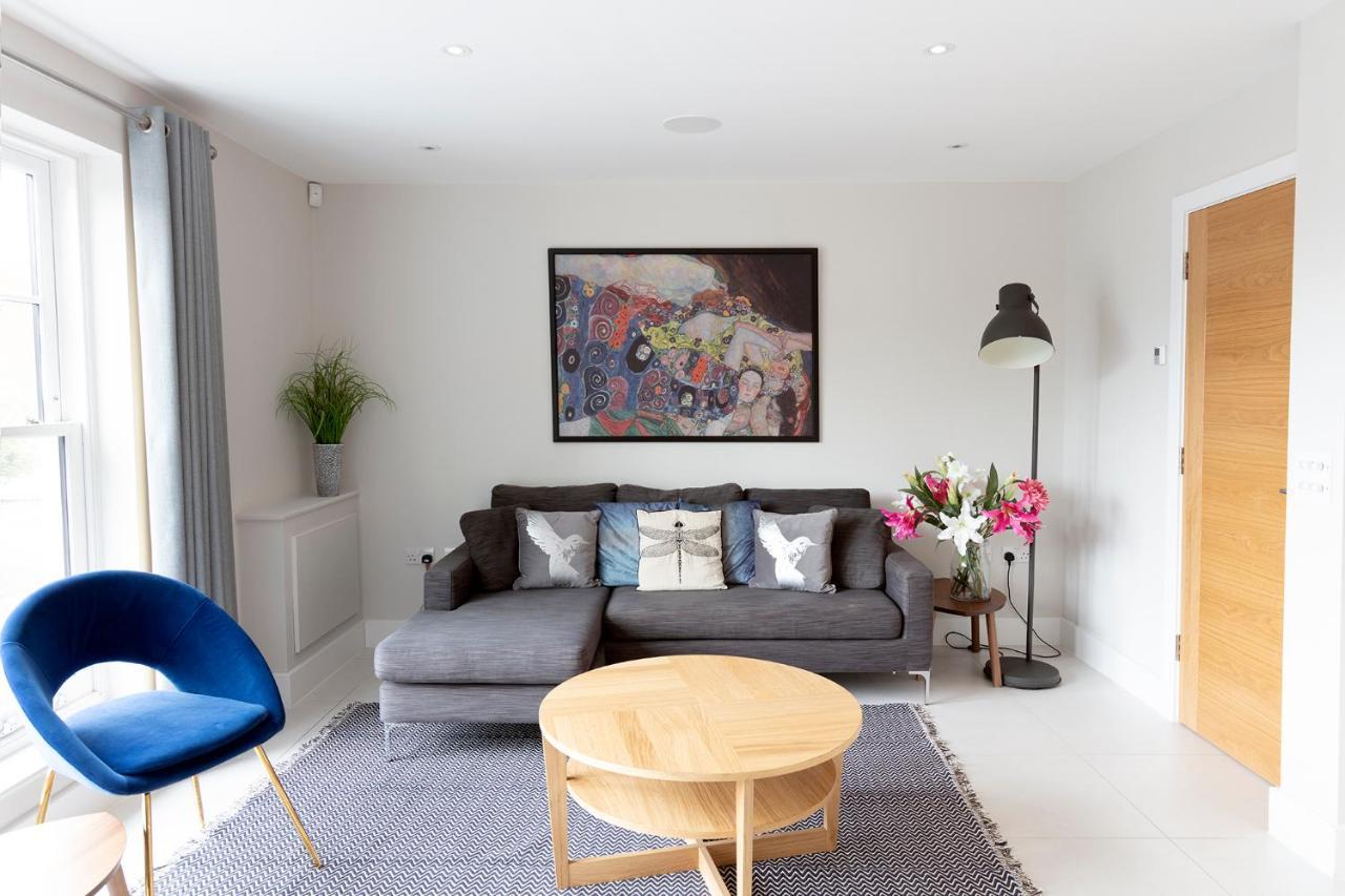 Immaculate Central Windsor Town House With Parking Luaran gambar